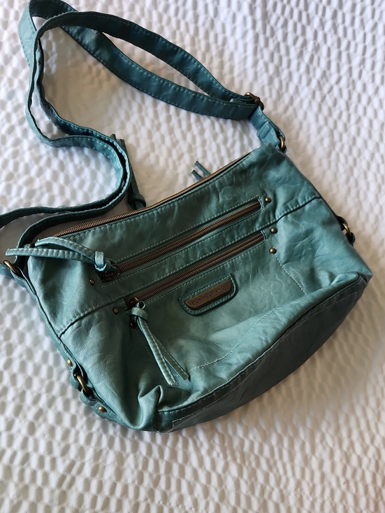 Stone Mountain Accessories Handbags - Stone Mountain Teal leather Crossbody Shoulder Bag